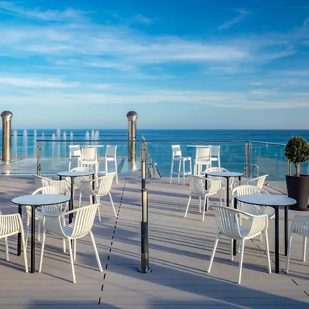 Arenas Hotel 4*