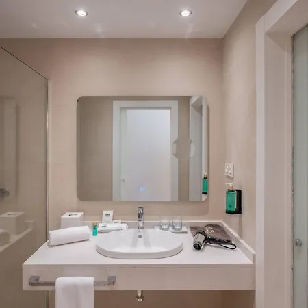 Arenas, Affiliated By Melia Hotel 4*