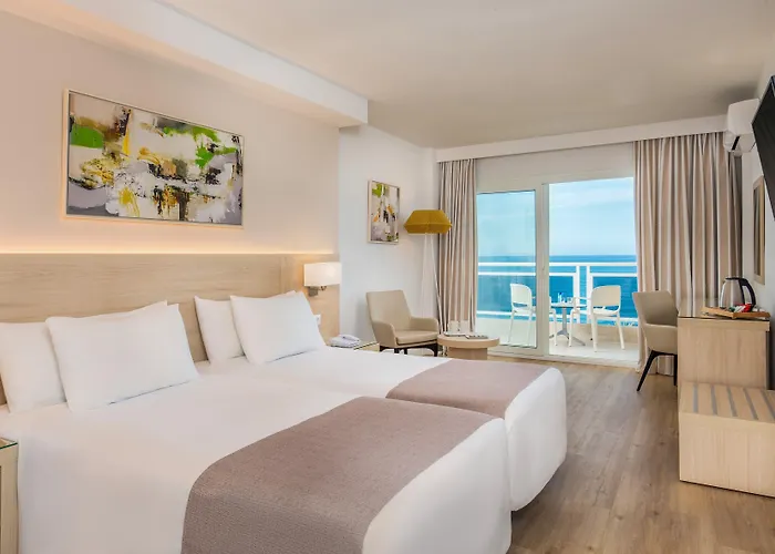 Отель Arenas, Affiliated By Melia 4*