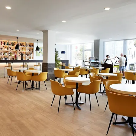 Arenas, Affiliated By Melia 4*