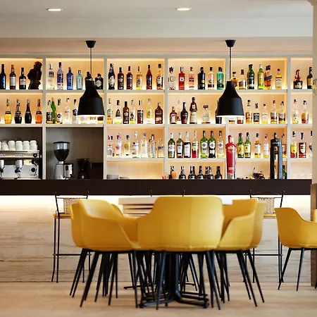 Arenas, Affiliated By Melia Hotell Benalmádena